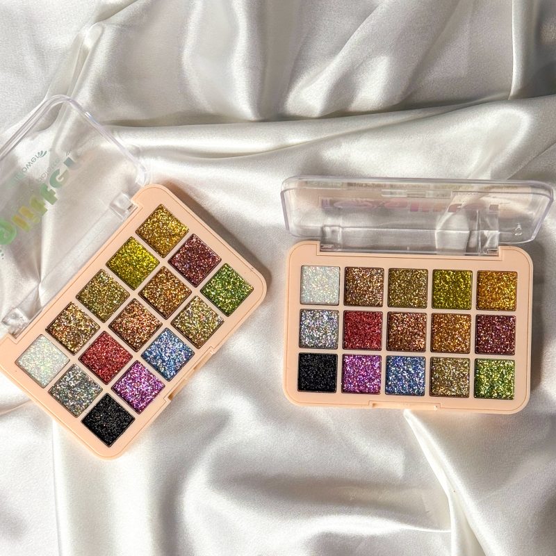 پالت سایه اکلیلی ۱۵ رنگ Sunflower مدل I Love The Glitter بسته 12 عددی - Image 4