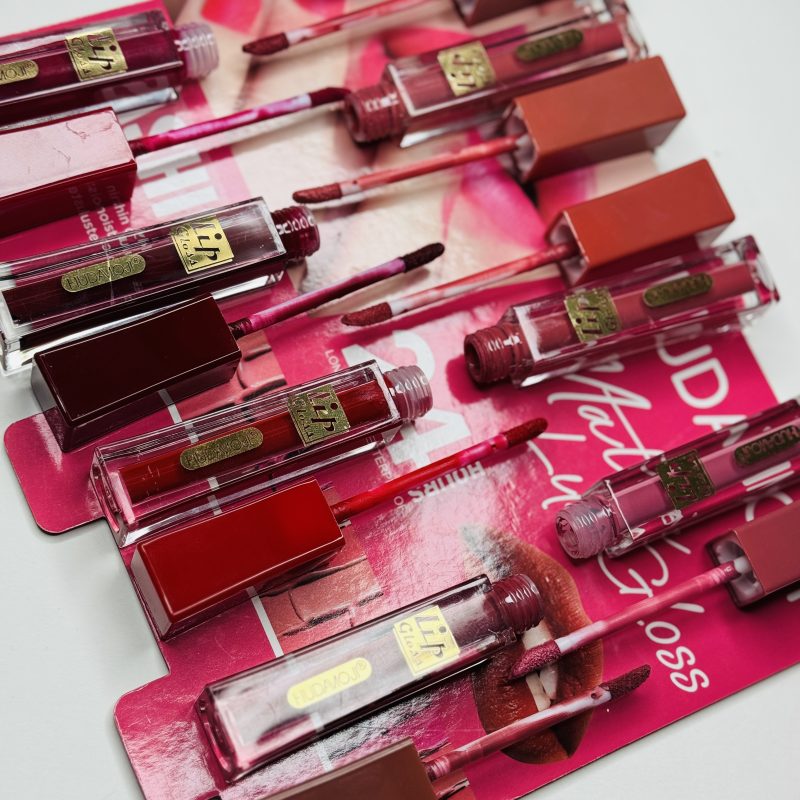 رژ لب مایع مات HUDAMOJI – پک ۲۴ عددی (Matte Lip Gloss - Image 3